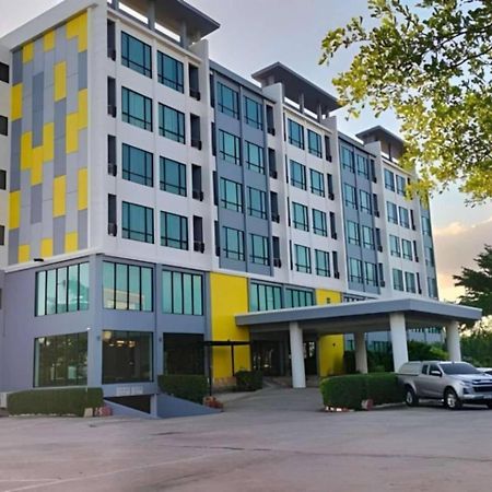 Hotel S Tara Grand Surat Thani Esterno foto