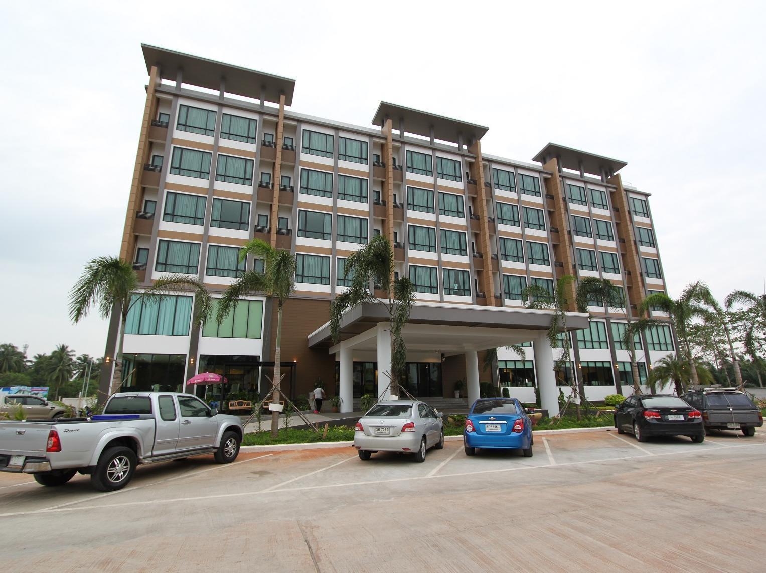 Hotel S Tara Grand Surat Thani Esterno foto